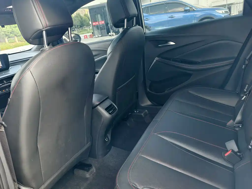 Buick Verano — миниатюра 14