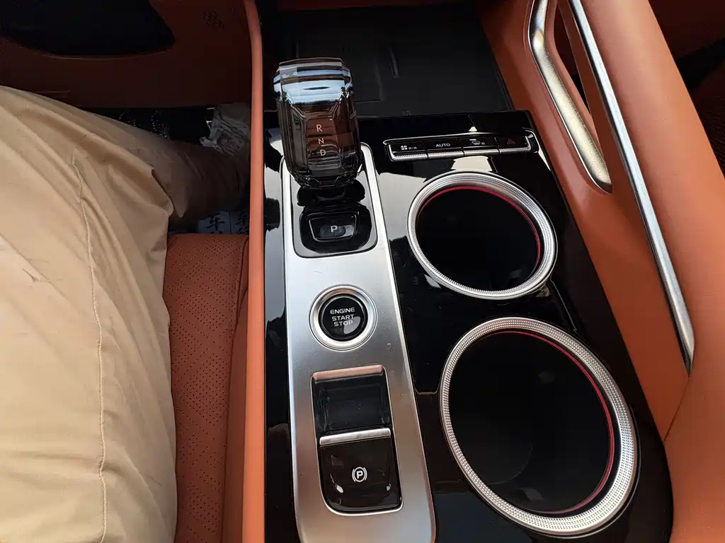 Geely Boyue — миниатюра 14