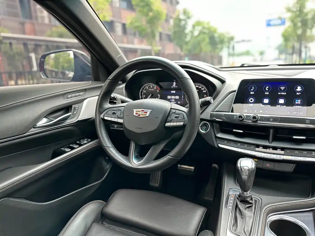 Cadillac CT4 — фотографии объявления, Фото 8