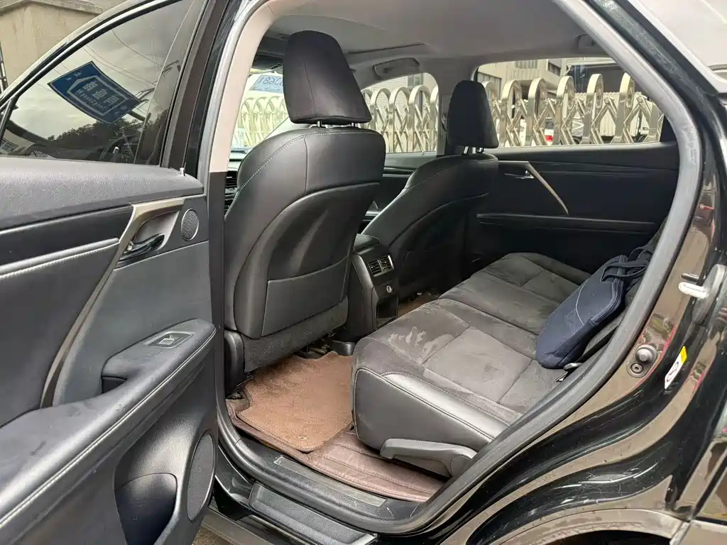 Lexus RX — миниатюра 5