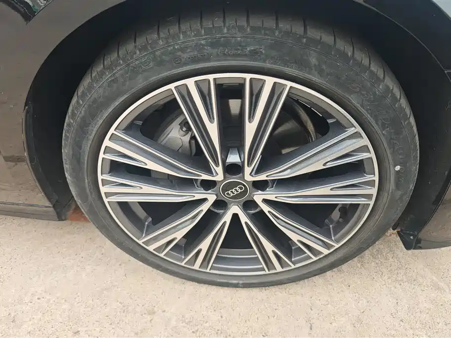 Audi A6L 2024 45 TFSI quattro