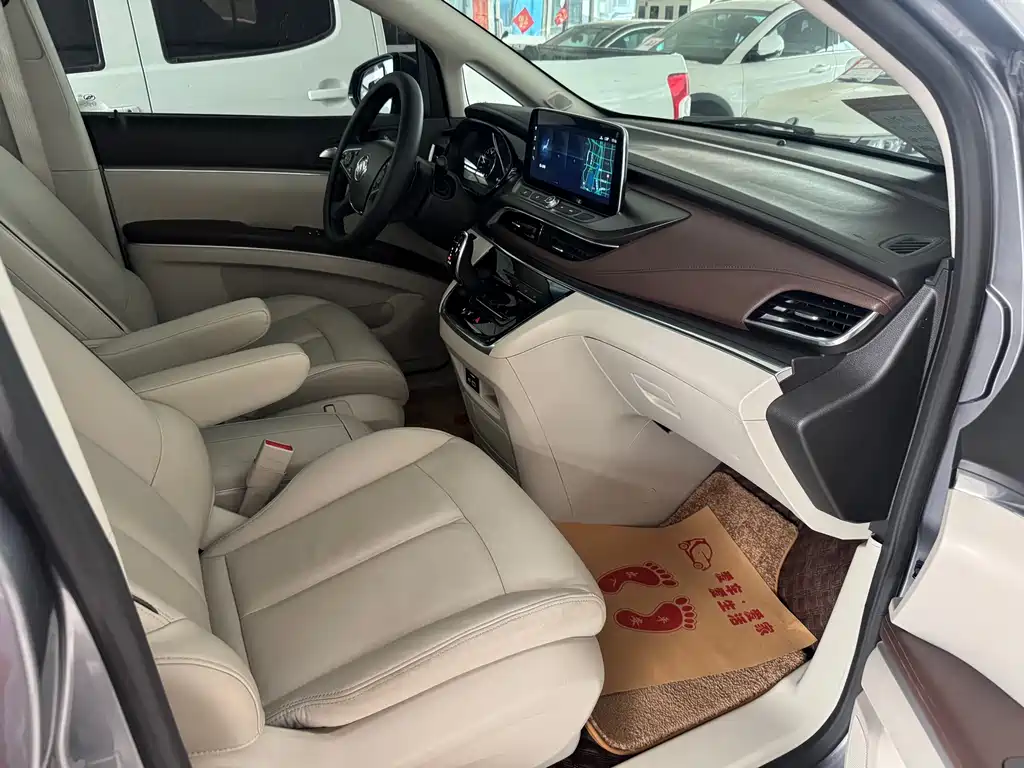 Buick GL8 2020 652T Luxury