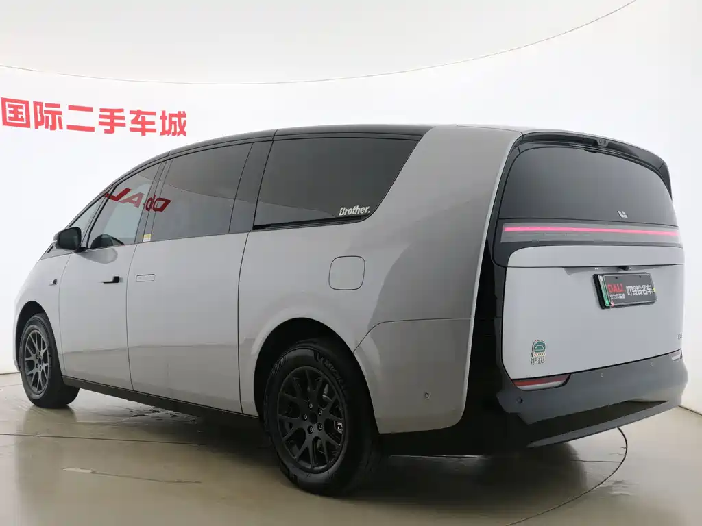 Li Auto Li MEGA — миниатюра 16