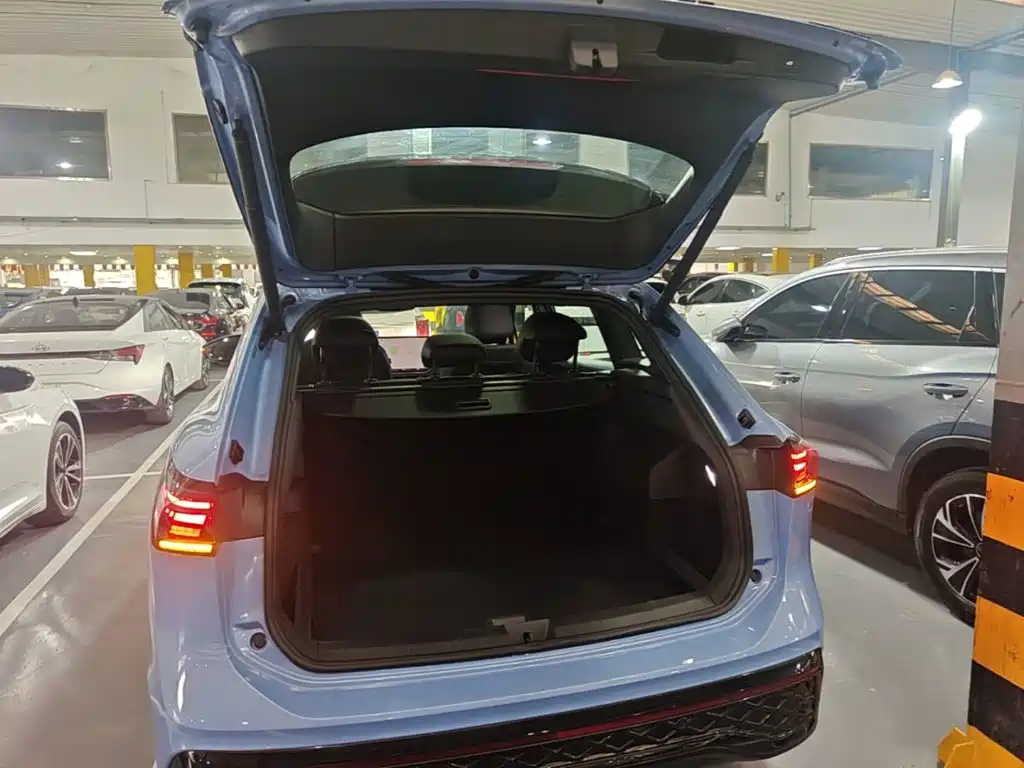 Volkswagen Tiguan L — миниатюра 19