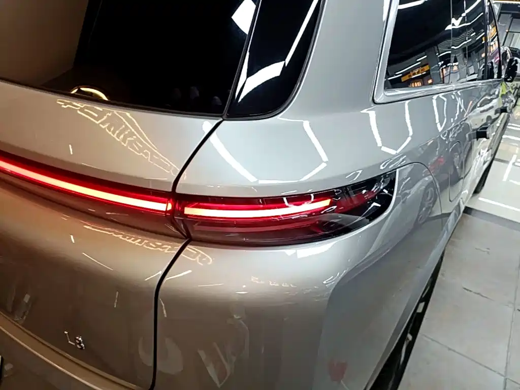 Li Auto Li L8 — миниатюра 8