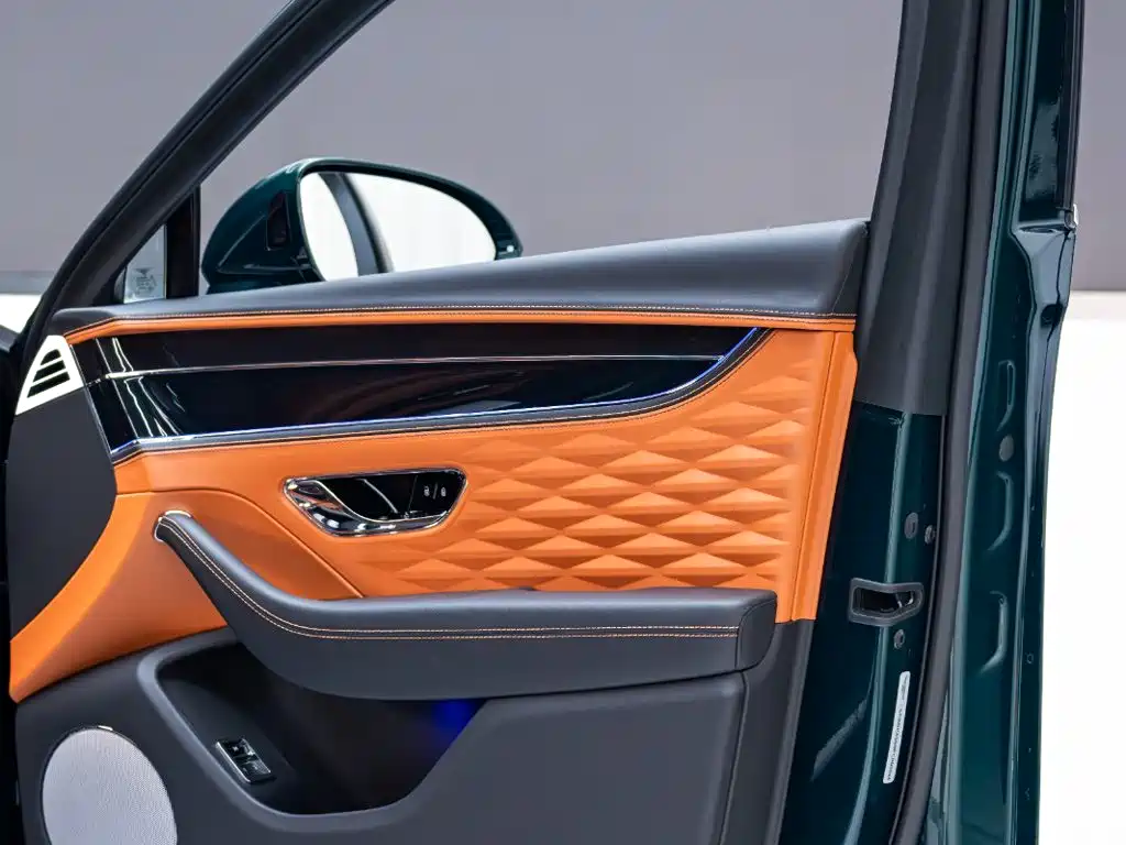 Bentley Flying Spur — миниатюра 19