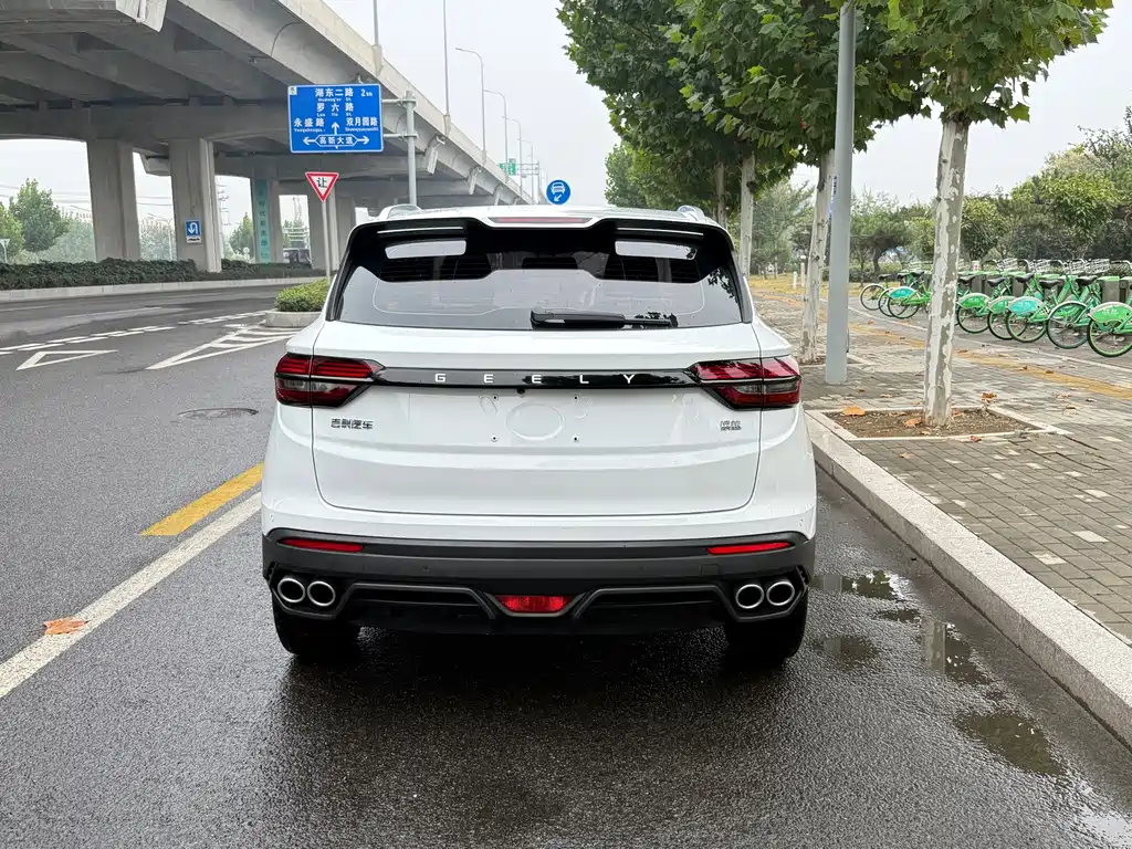 Geely Binyue — миниатюра 5
