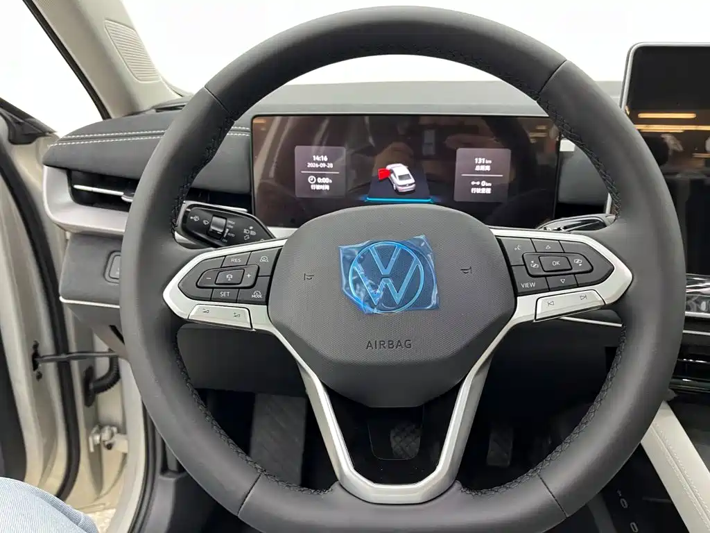 Volkswagen Sagitar — миниатюра 12