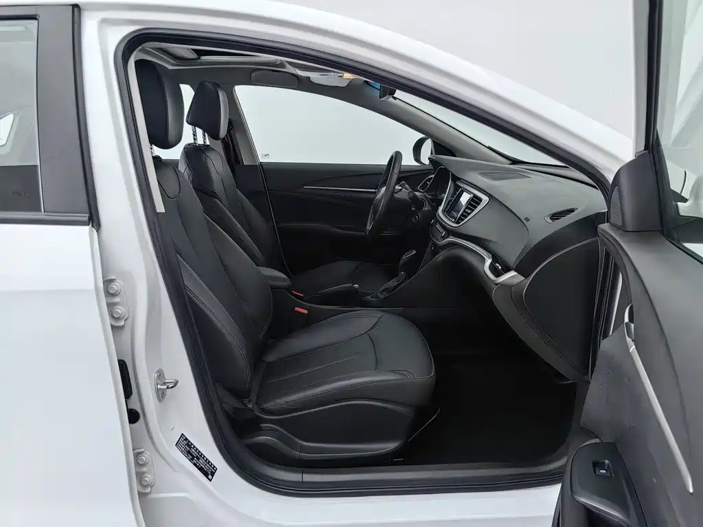 Buick Excelle — миниатюра 23