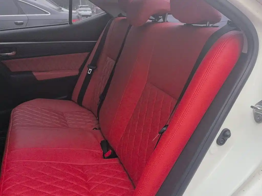 Toyota Corolla — миниатюра 18