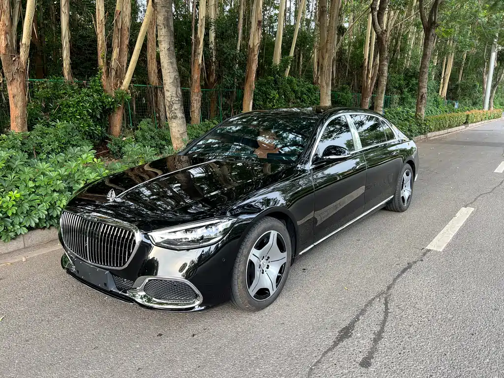Mercedes-Benz S-Class 2025