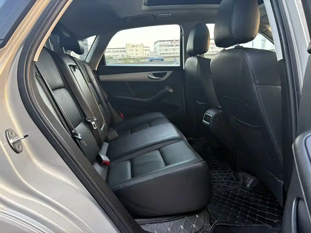 Zotye Zotye SR7 — миниатюра 12