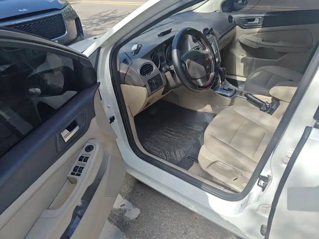 Ford Focus — миниатюра 17
