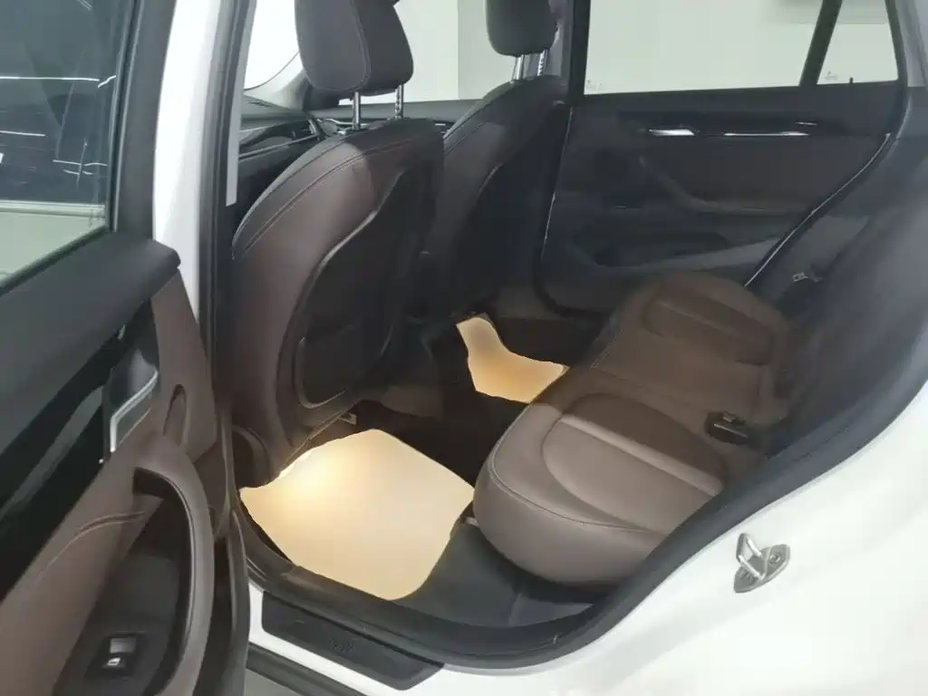 BMW X1 — миниатюра 17