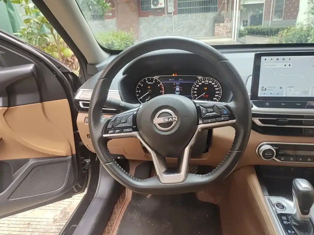 Nissan Teana — миниатюра 6