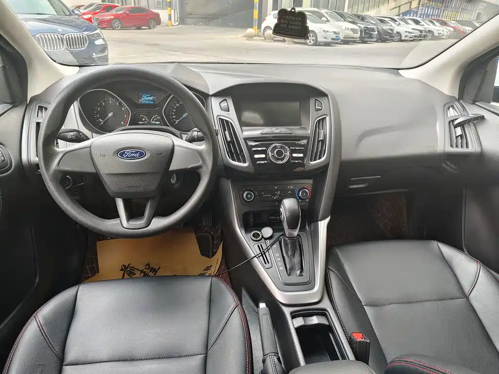 Ford Focus — миниатюра 5