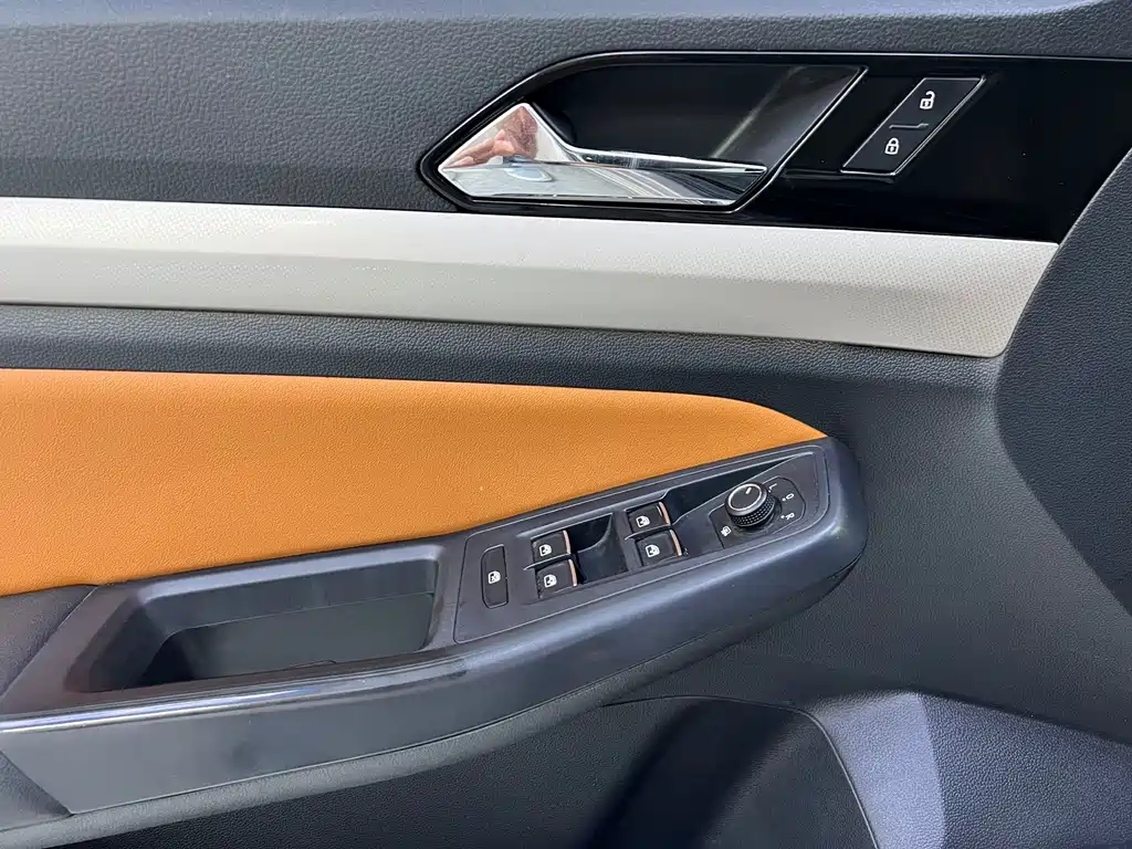 Volkswagen Bora 200TSI DSG Smart Drive Edition, фото 4
