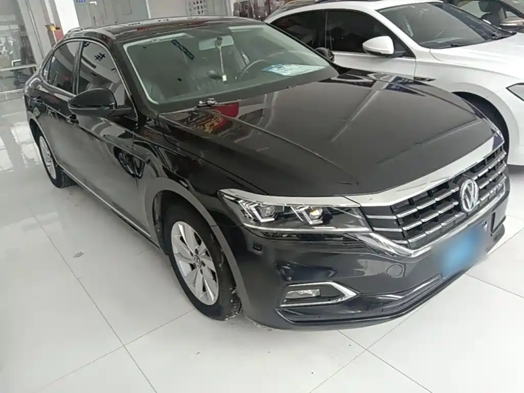 Volkswagen Passat — миниатюра 4