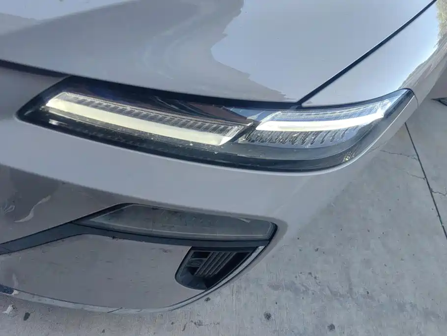 Roewe M7 DMH — миниатюра 5