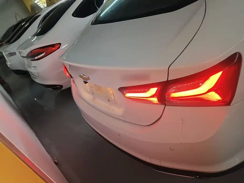 Chevrolet Malibu XL — миниатюра 6