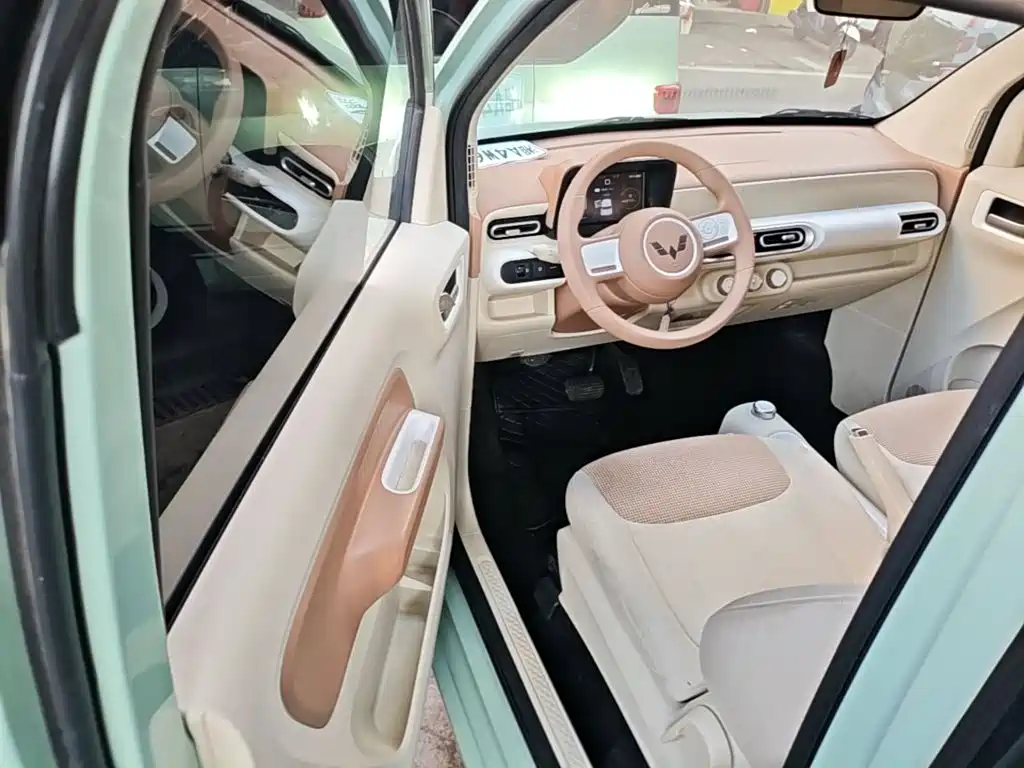 Wuling MINIEV — миниатюра 16