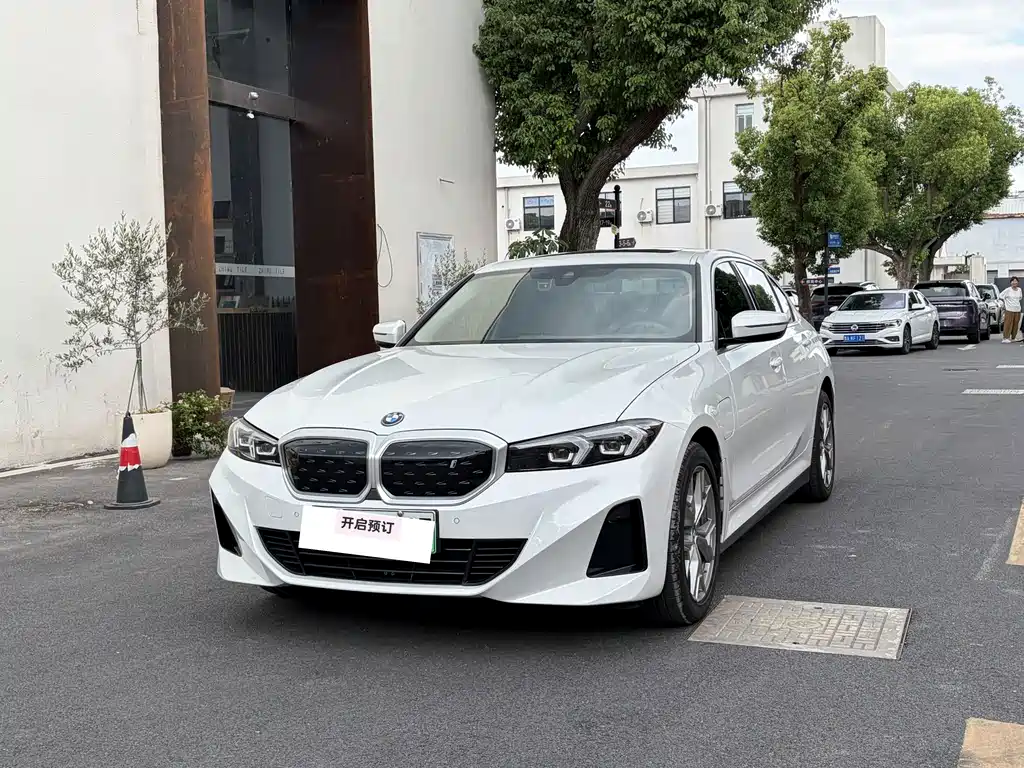 BMW i3 — миниатюра 2