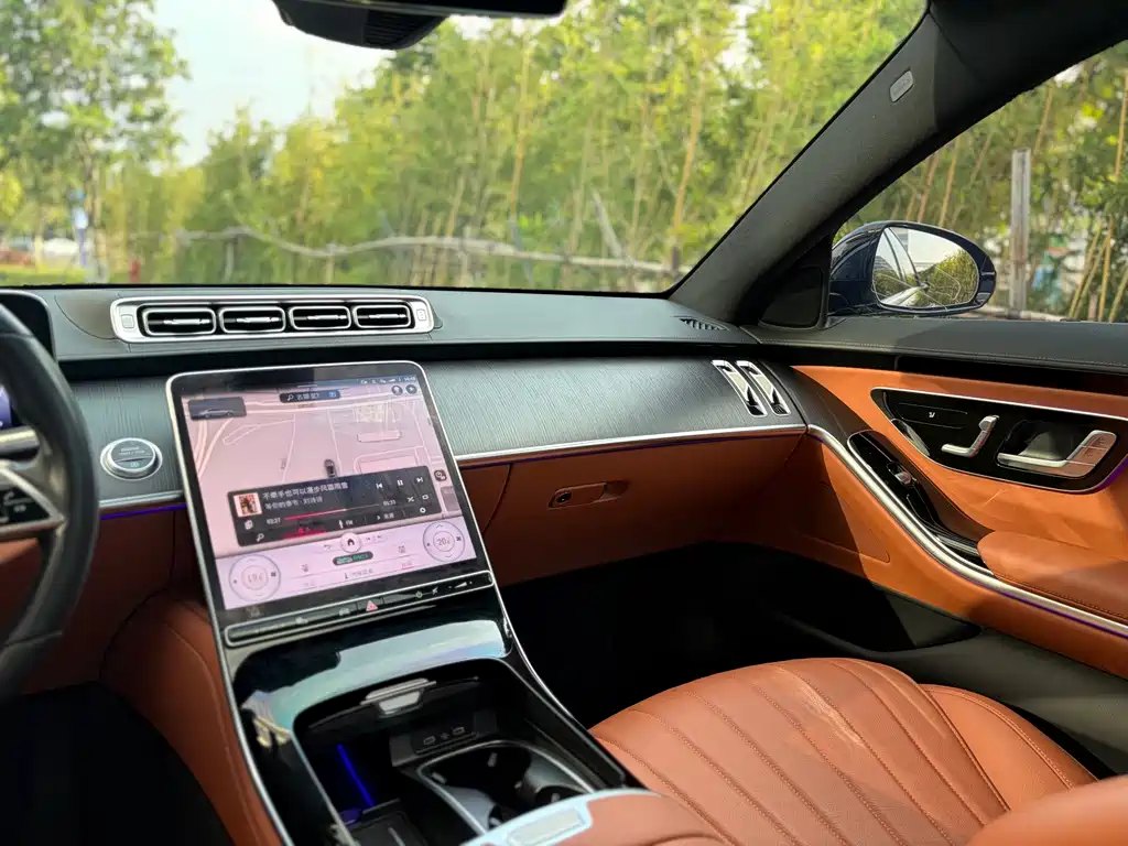 Mercedes-Benz S-Class — миниатюра 11