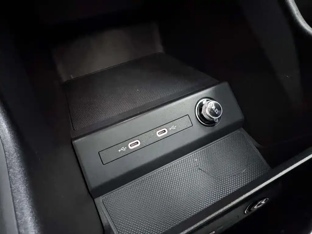 Audi Q4 e-tron — миниатюра 17
