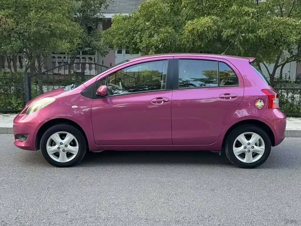 Toyota Yaris — миниатюра 5