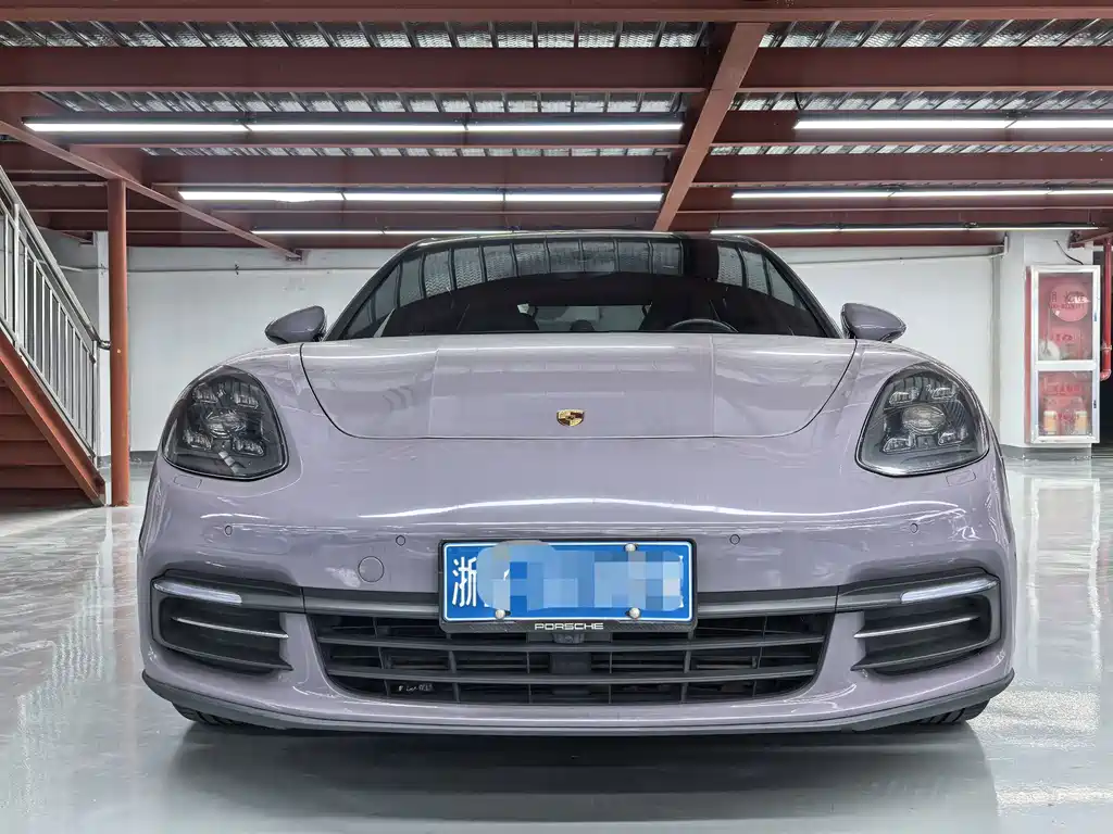 Porsche Panamera — миниатюра 2