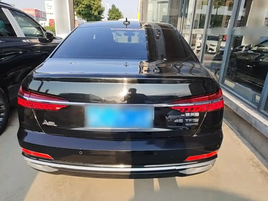 Audi A6L — миниатюра 6