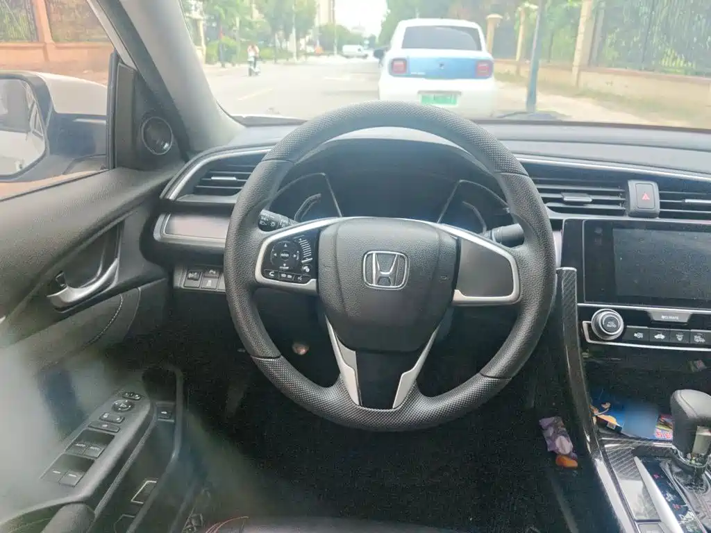 Honda Civic — миниатюра 3