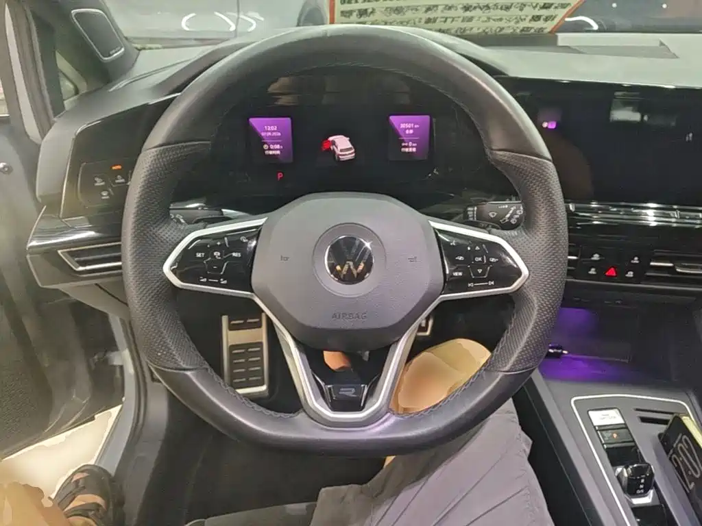 Volkswagen Golf — миниатюра 11