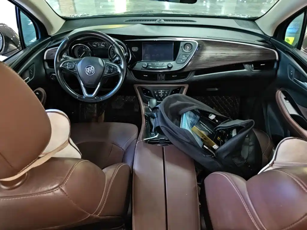 Buick Envision Plus — миниатюра 10