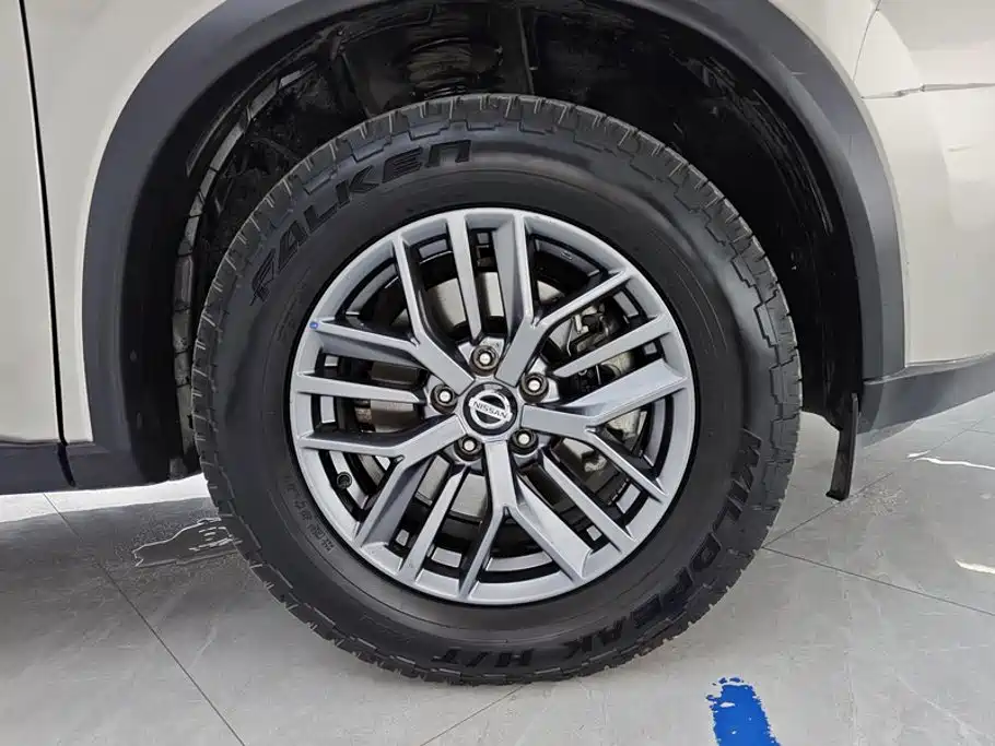 Nissan X-Trail — миниатюра 6