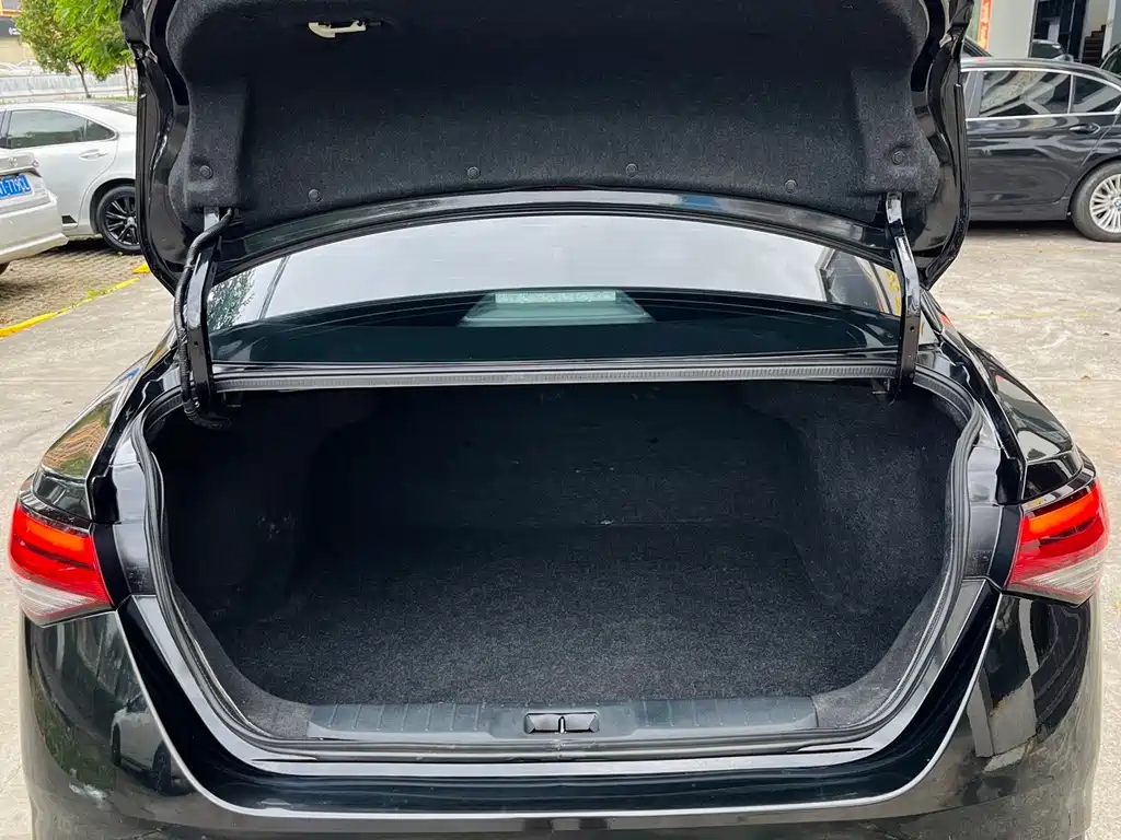 Nissan Sylphy — миниатюра 14