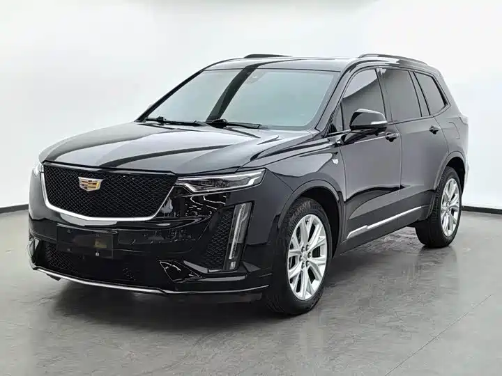 Купить Cadillac XT6