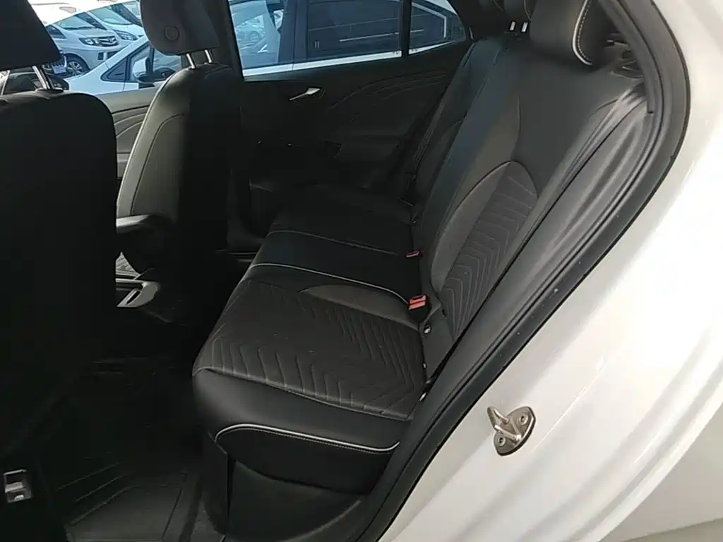 Volkswagen ID.3 — миниатюра 17