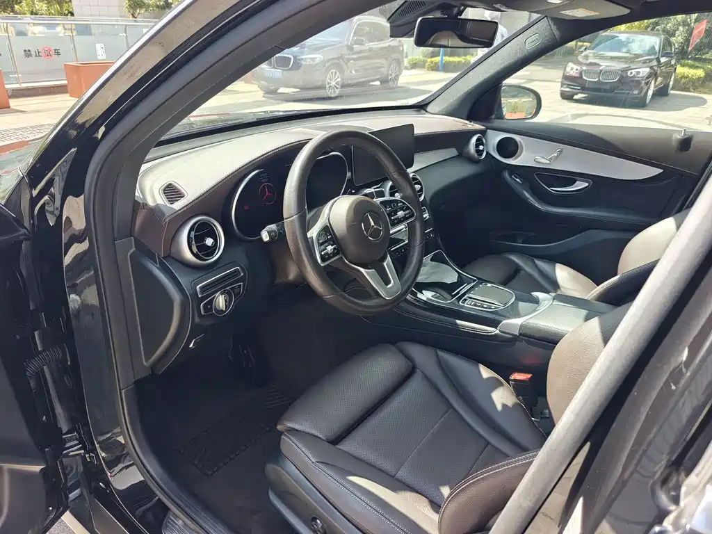 Mercedes-Benz GLC — миниатюра 4