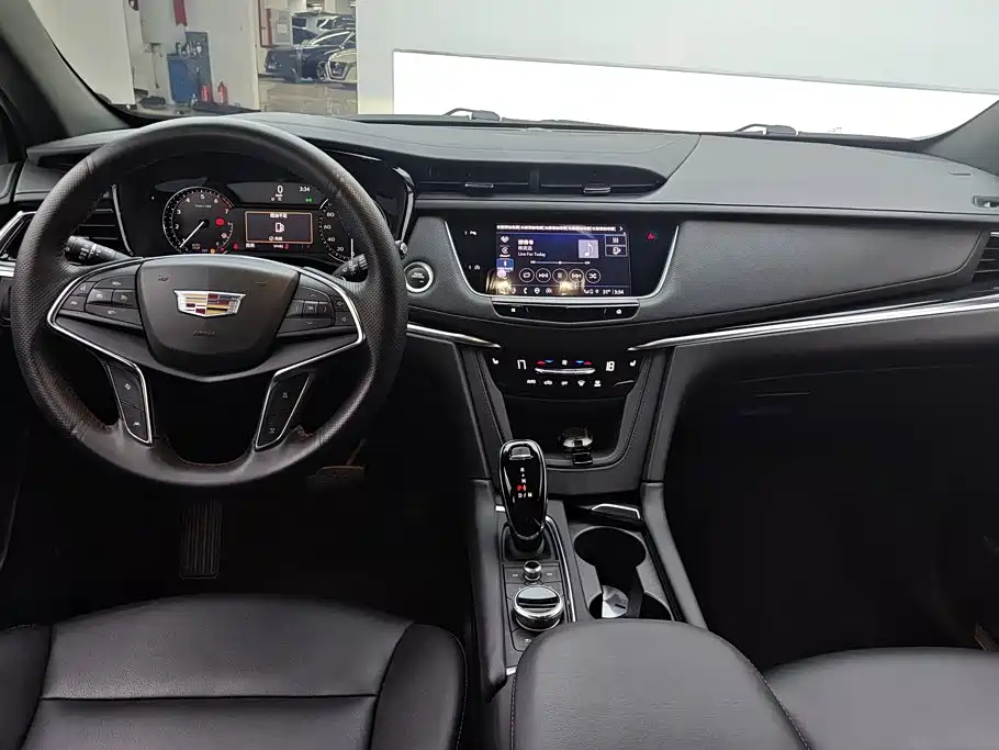 Cadillac XT5 — миниатюра 12