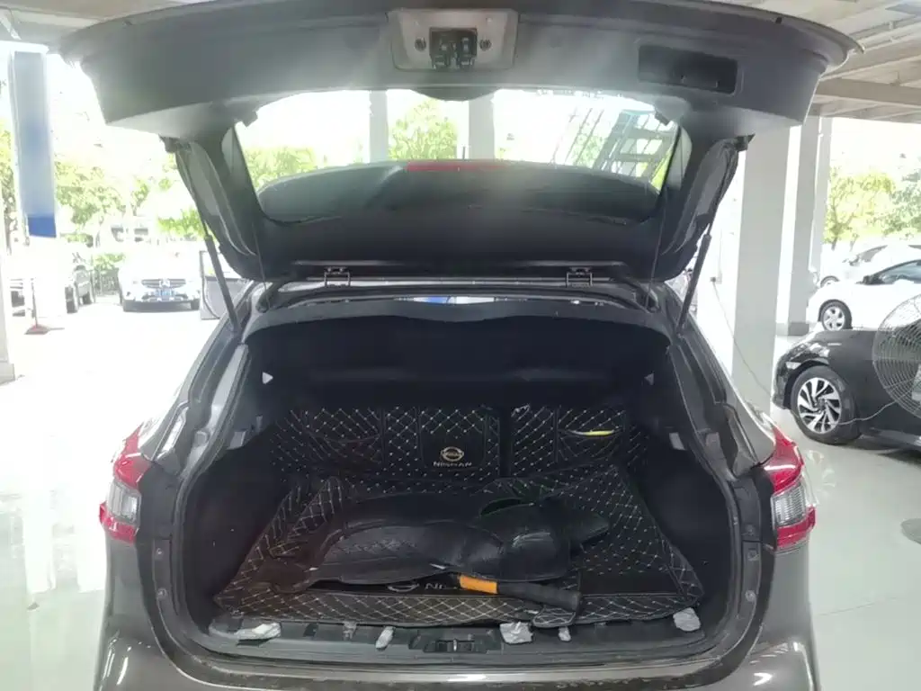 Nissan Qashqai — миниатюра 19