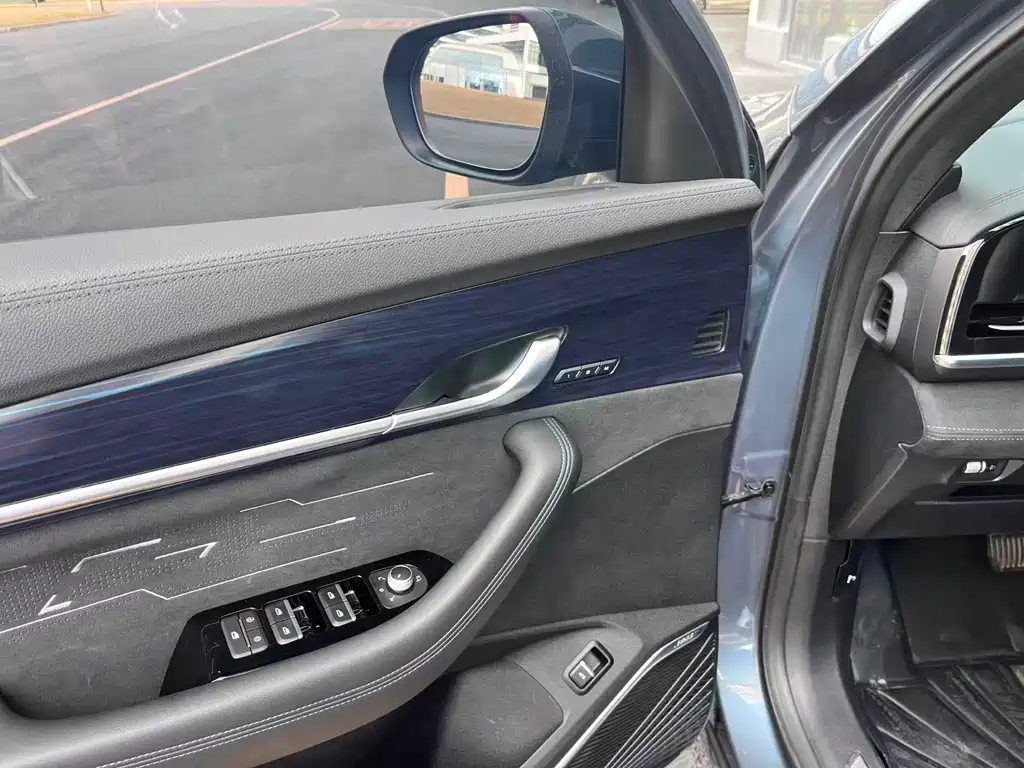 Geely Xingyue L — миниатюра 7