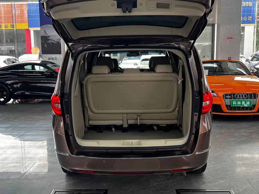 Buick GL8 — миниатюра 26