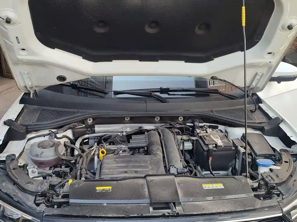 Volkswagen T-Roc — миниатюра 17
