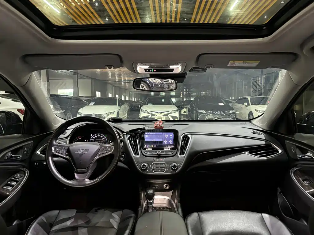 Chevrolet Malibu XL — миниатюра 12