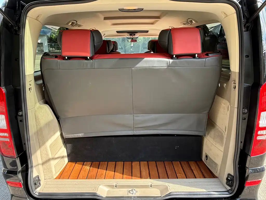Mercedes-Benz Viano — миниатюра 13