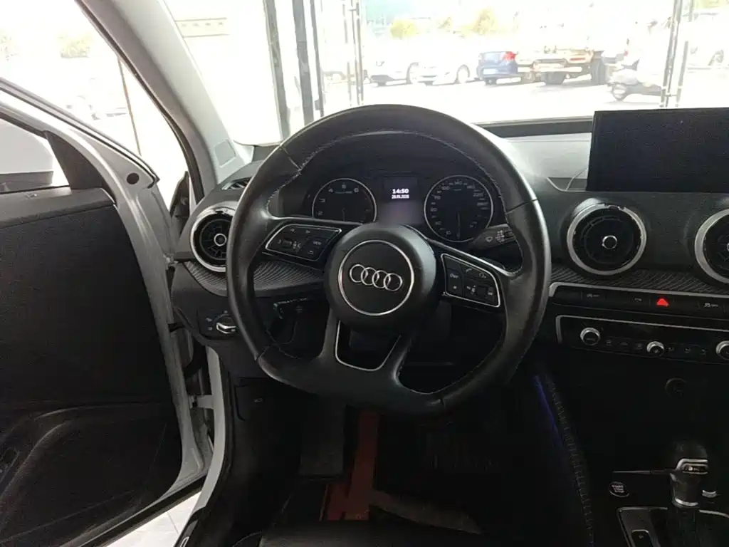 Audi Q2L — миниатюра 11