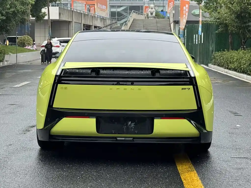XPeng P7 — миниатюра 5