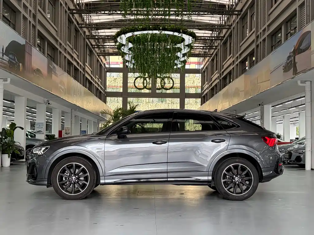 Audi Q3 Sportback — миниатюра 2