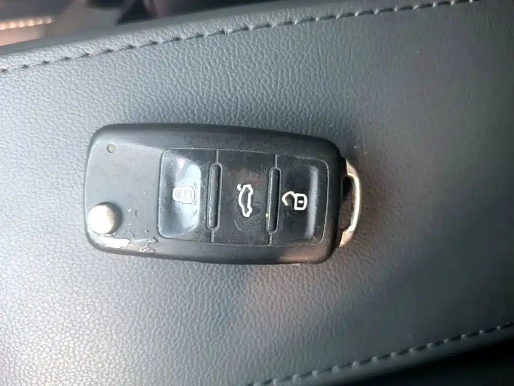 Volkswagen Lavida — миниатюра 9